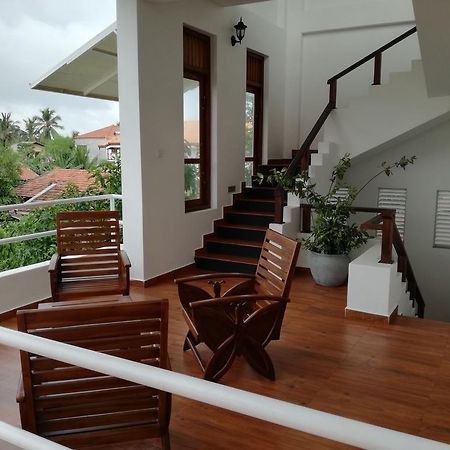Bianco Terrace Hotel Negombo Bagian luar foto